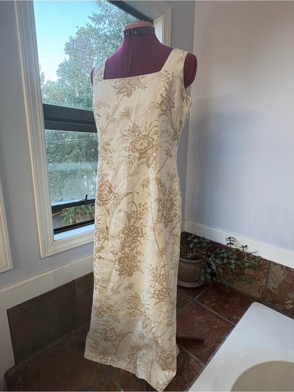 2 pc Linen Sleeveless Cream Floral Brocade Maxi Dress